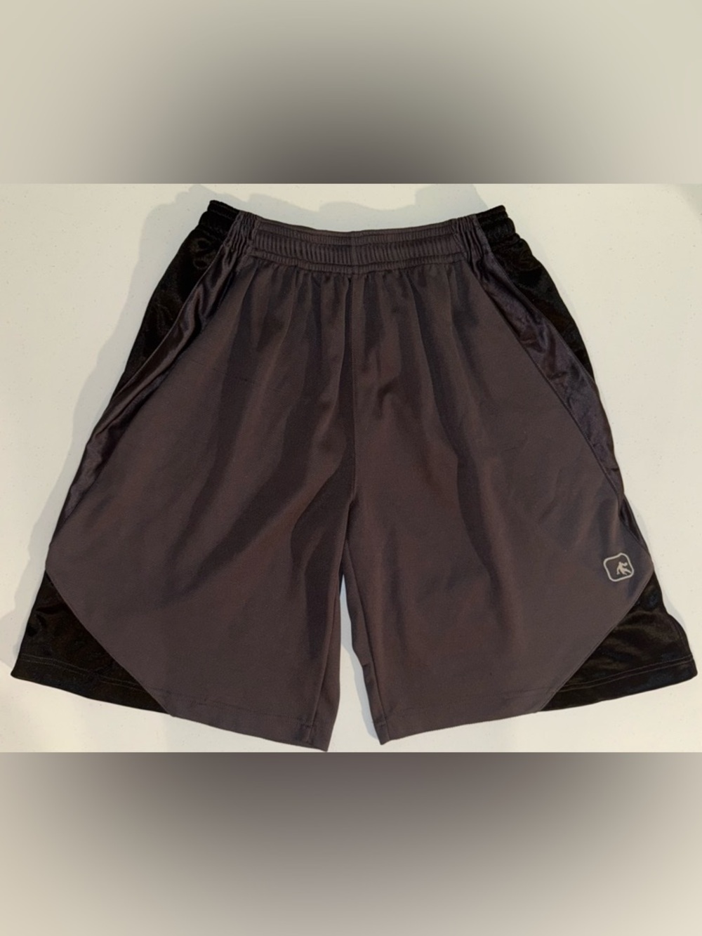 AND1 Gray and Black Basketball Shorts Men’s Size Large